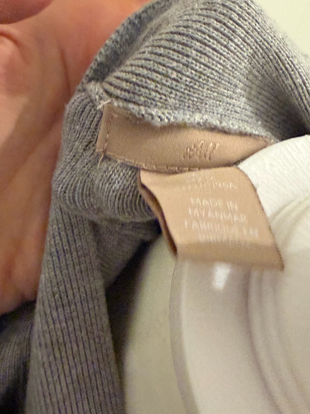 H&M Light Gray Knit Belted Lounge Robe Cardigan - Picture 3 of 4
